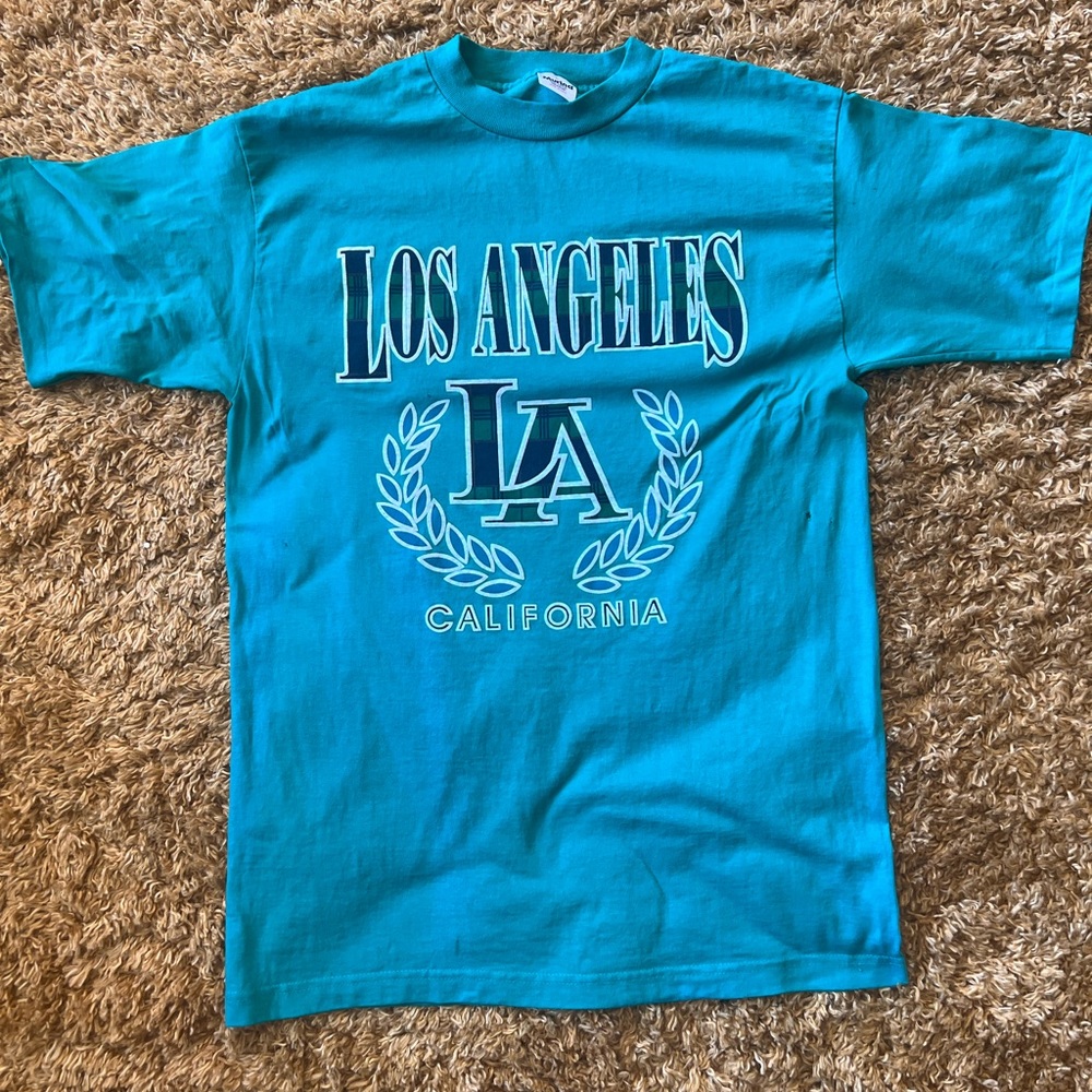 Single Stitch Los Angeles California T shirt large size on Marina brand t shirt